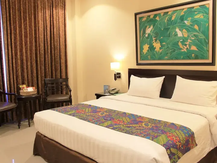 Сурабая: Narita Classic Hotel Surabaya