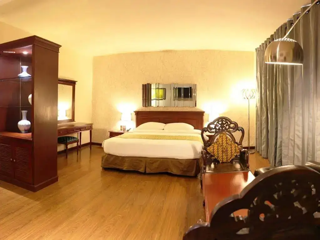 Сурабая: Narita Classic Hotel Surabaya