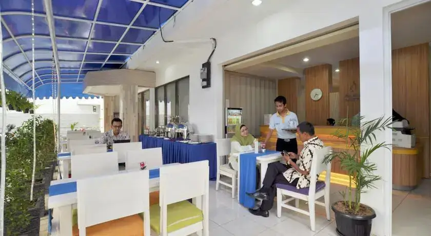Бандунг: The Dinar Hotel