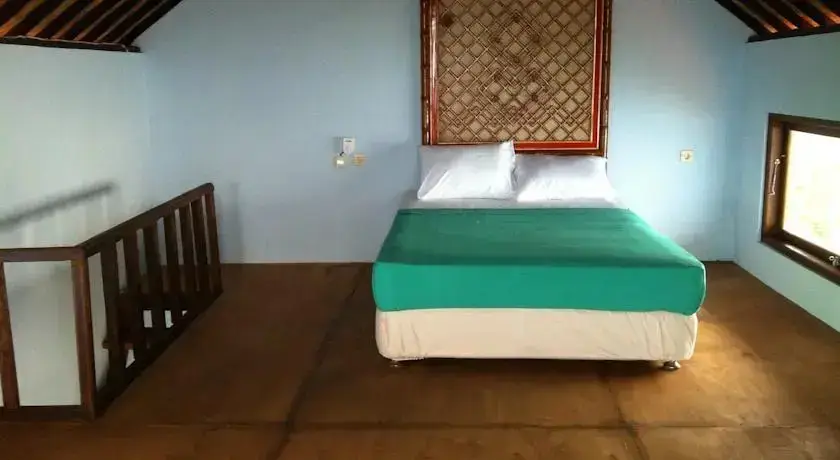 Бунутан: Kemulan Bungalows & Restaurant