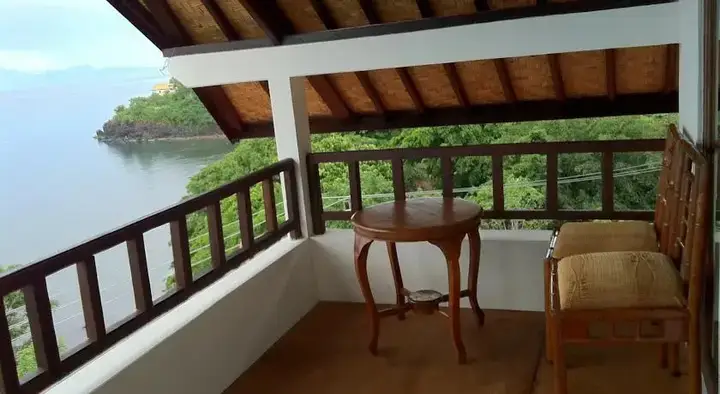 Бунутан: Kemulan Bungalows & Restaurant