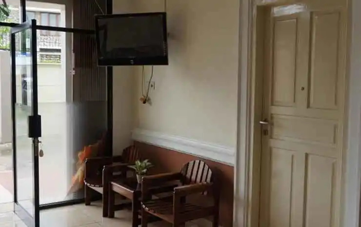 Паданг: Jesnic Hotel