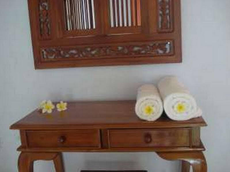 Тембок: Bali Lege Beach Bungalows