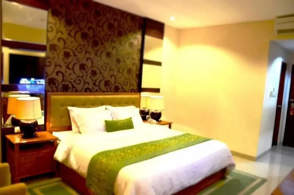 Серирит: Hotel Gran Surya