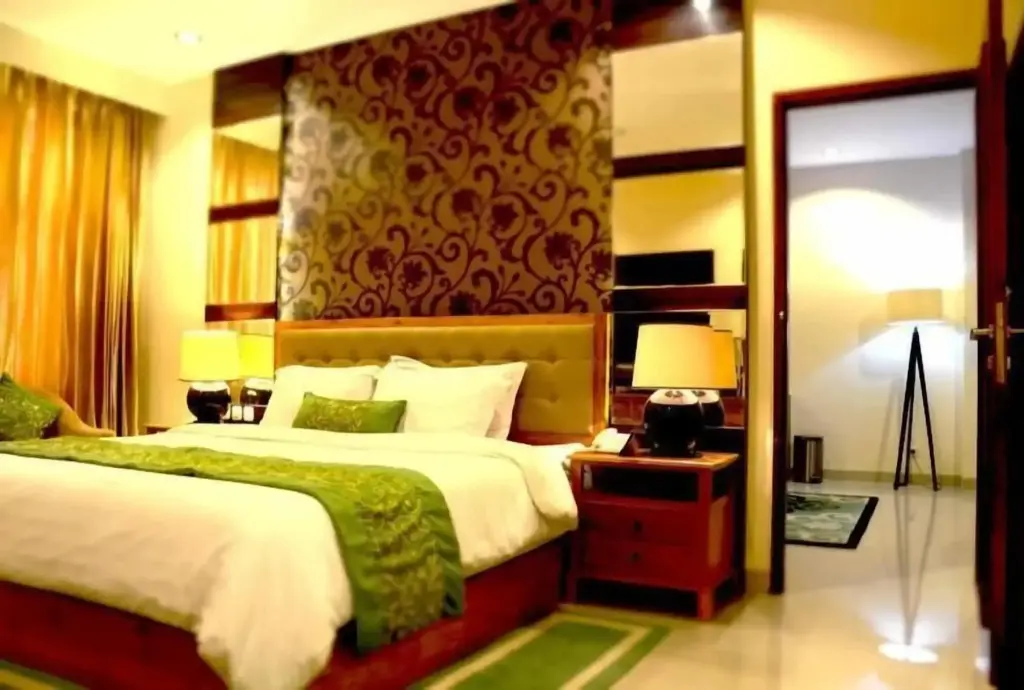 Серирит: Hotel Gran Surya