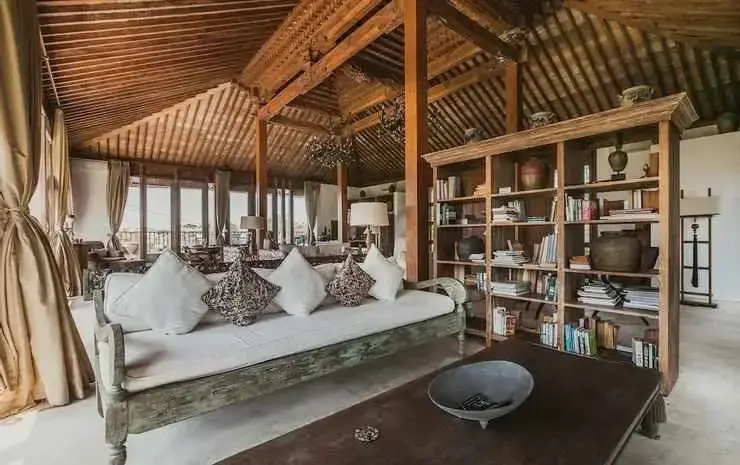 Чангу: Villa Kudus