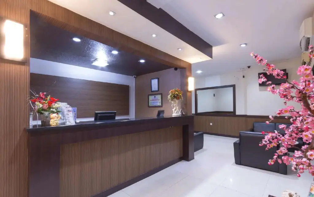 Паданг: Grand Sari Hotel