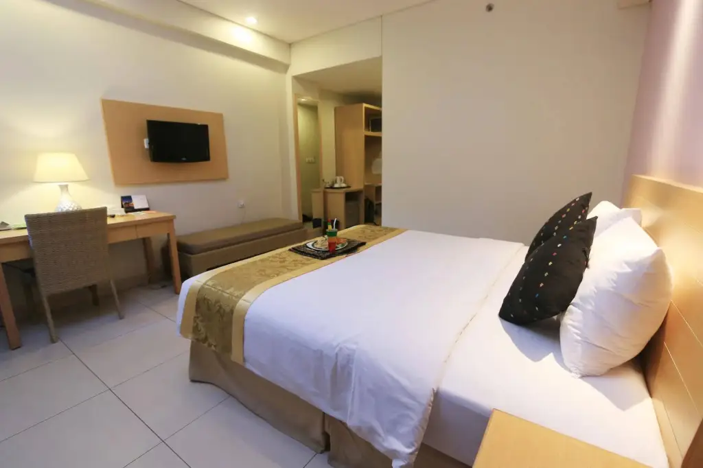 Лабуан-Баджо: Laprima Hotel Flores