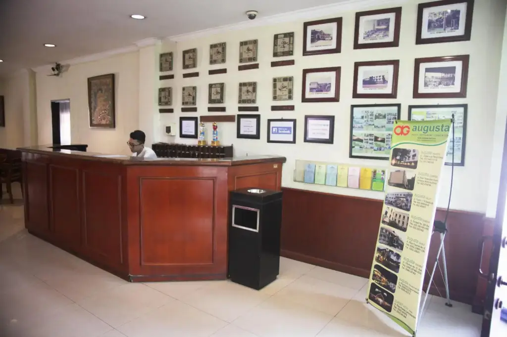 Джакарта: Hotel Augusta Jakarta