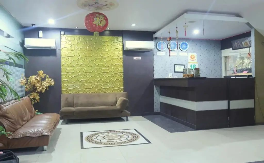 Пеканбару: OYO 542 Majestiq Hotel