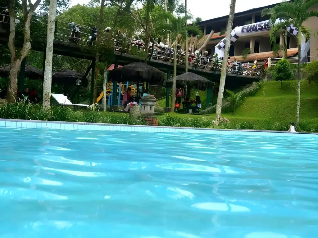 Барос: Augusta Sukabumi Hotel