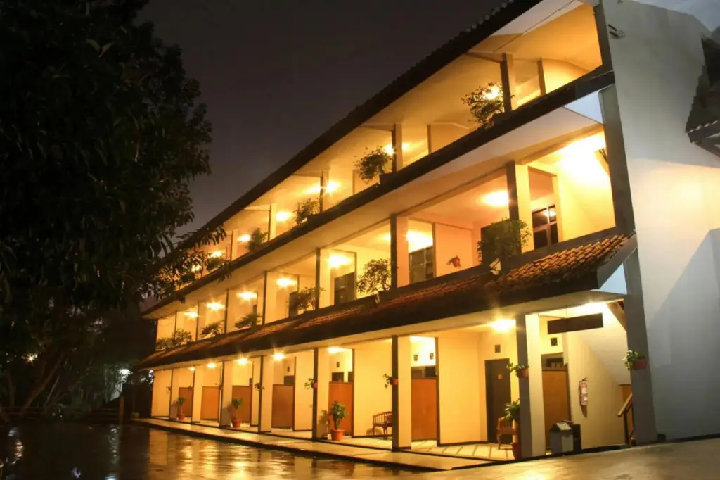 Augusta Sukabumi Hotel — фото 1