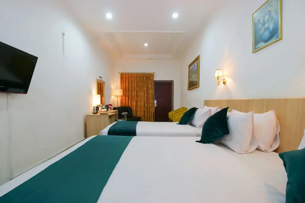 Паданг: Mariani International Hotel