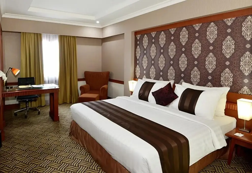 Джамби: Abadi Suite Hotel and Tower by Tritama Hospitality