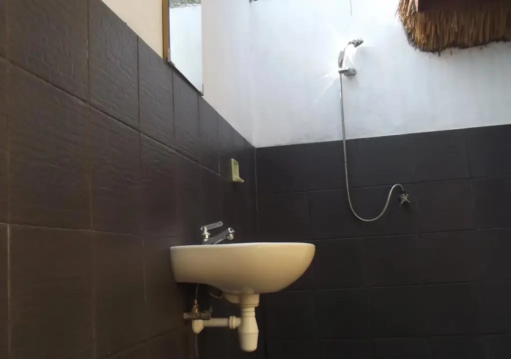 Гили Траванган: Flush Makmur Bungalows