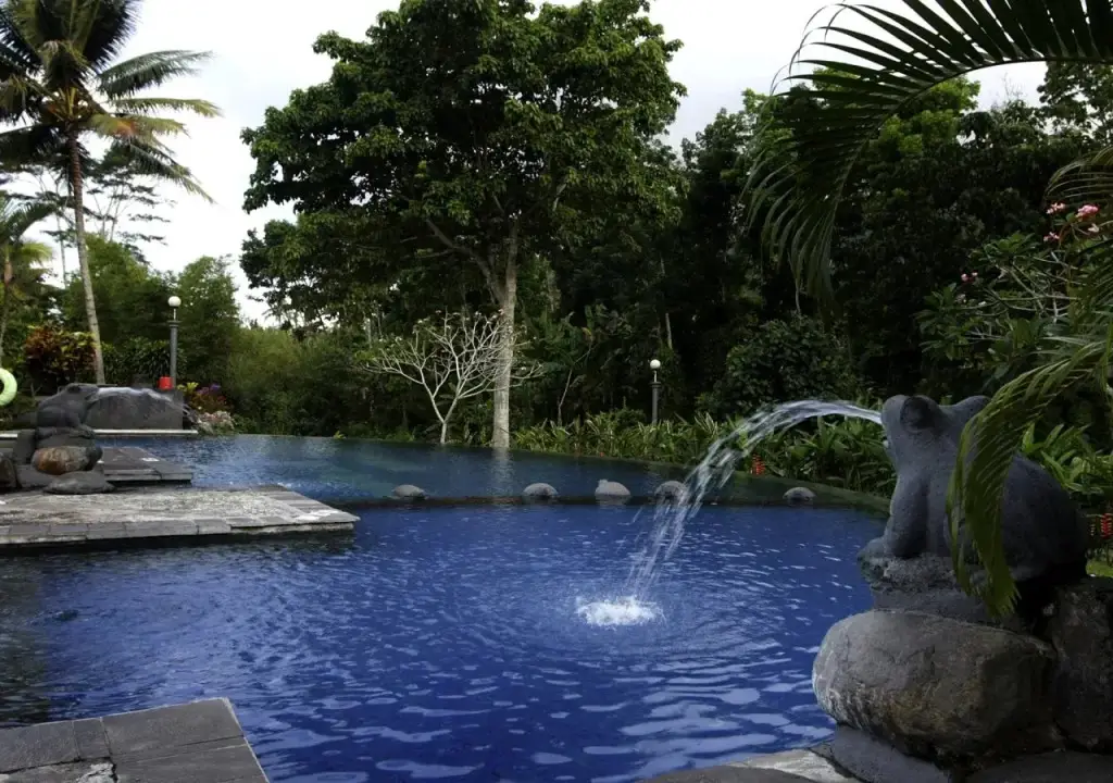 Калибару: Margo Utomo Hill View Resort