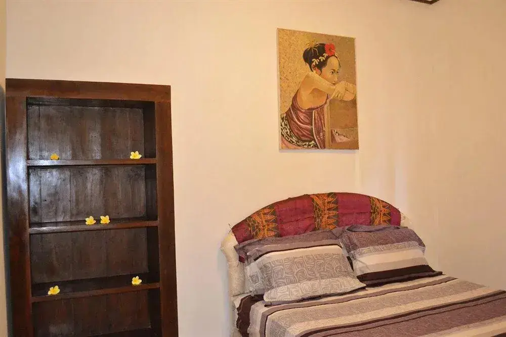 Сукавати: Kirana Homestay