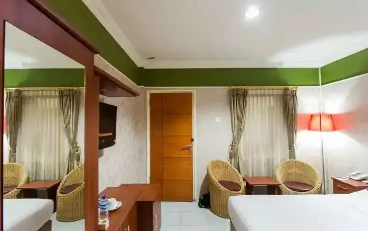 Баликпапан: Lira Aulia Hotel