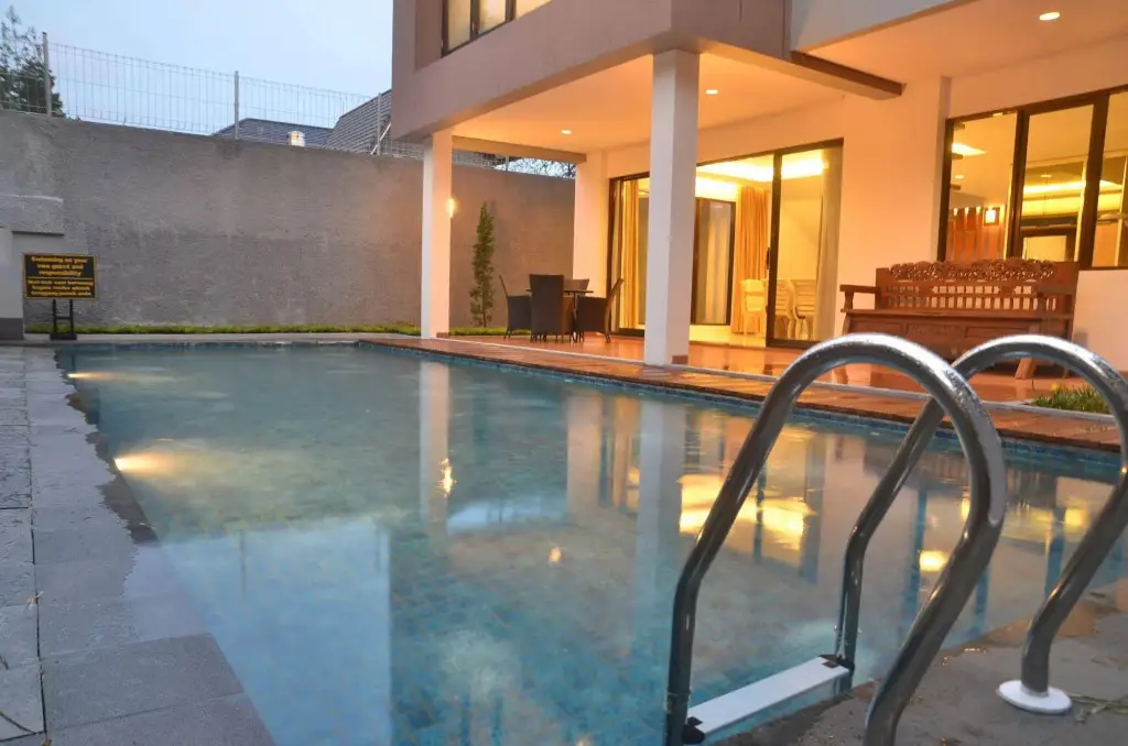 Бандунг: Harmony Hilltop City View 4BR Villa With Pool