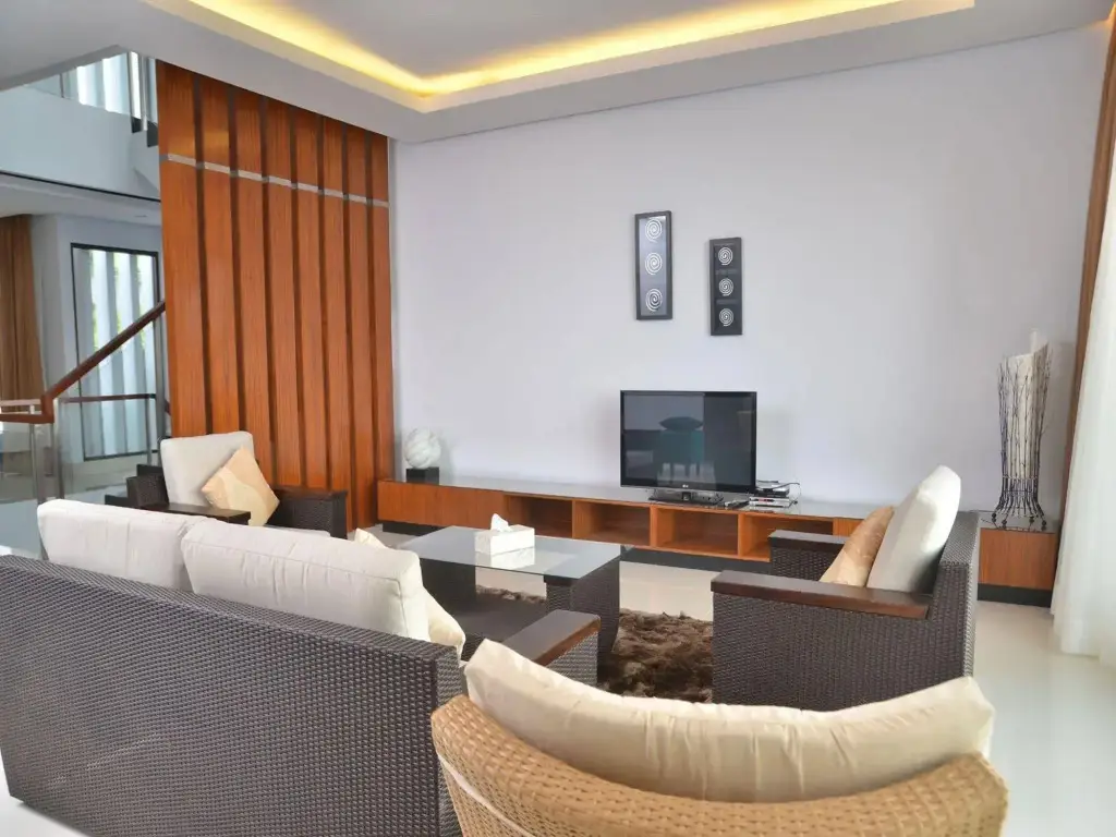 Бандунг: Harmony Hilltop City View 4BR Villa With Pool