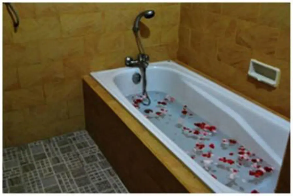 Кута: Suriwathi Hotel