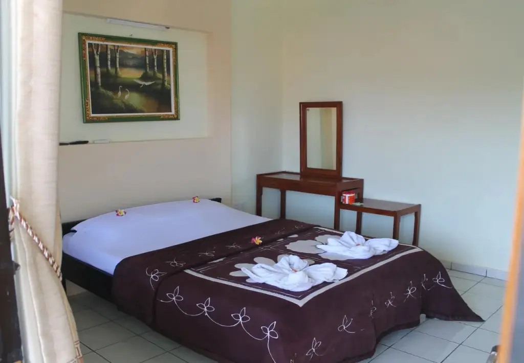 Каликбукбук: Ray Beach Inn Hotel