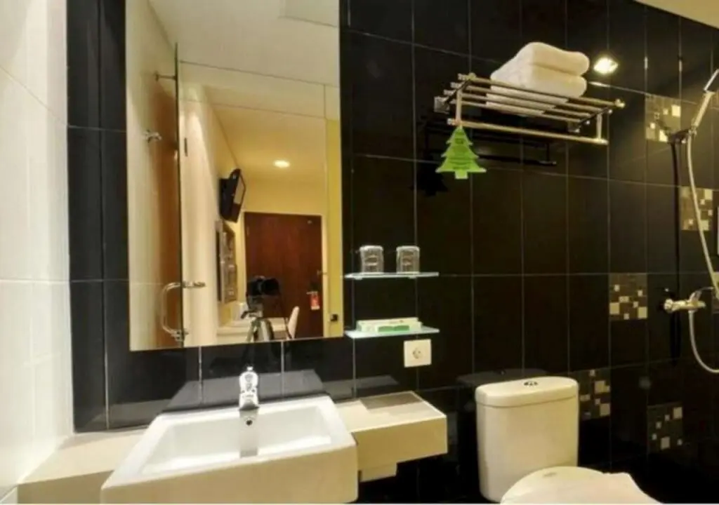 Джокьякарта: Pyrenees Jogja Hotel