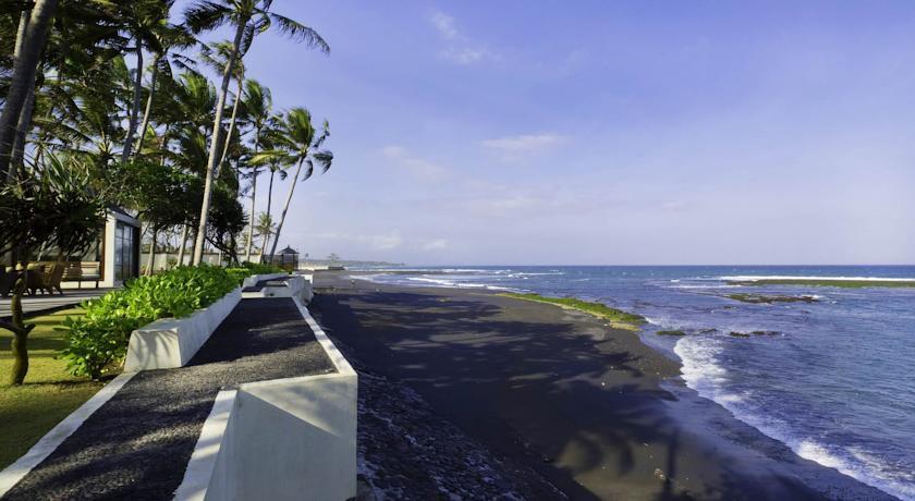 Саба: Majapahit Beach Villas - Villa Nataraja