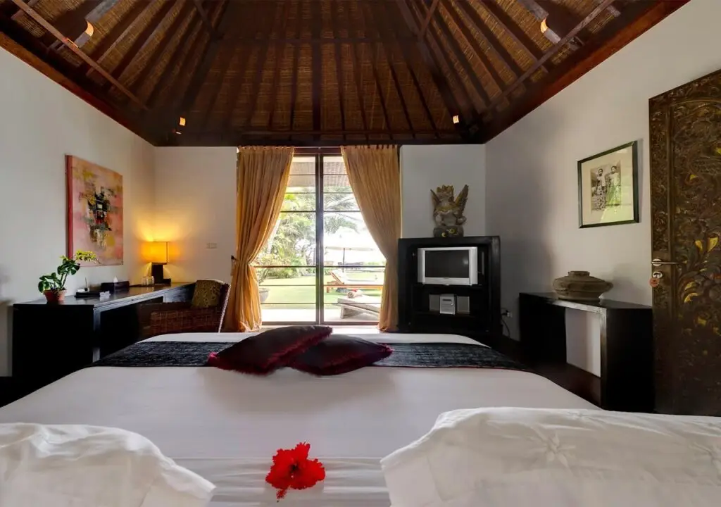 Сукавати: Majapahit Beach Villas
