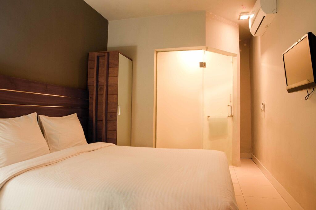 Бандунг: Hotel Mawar