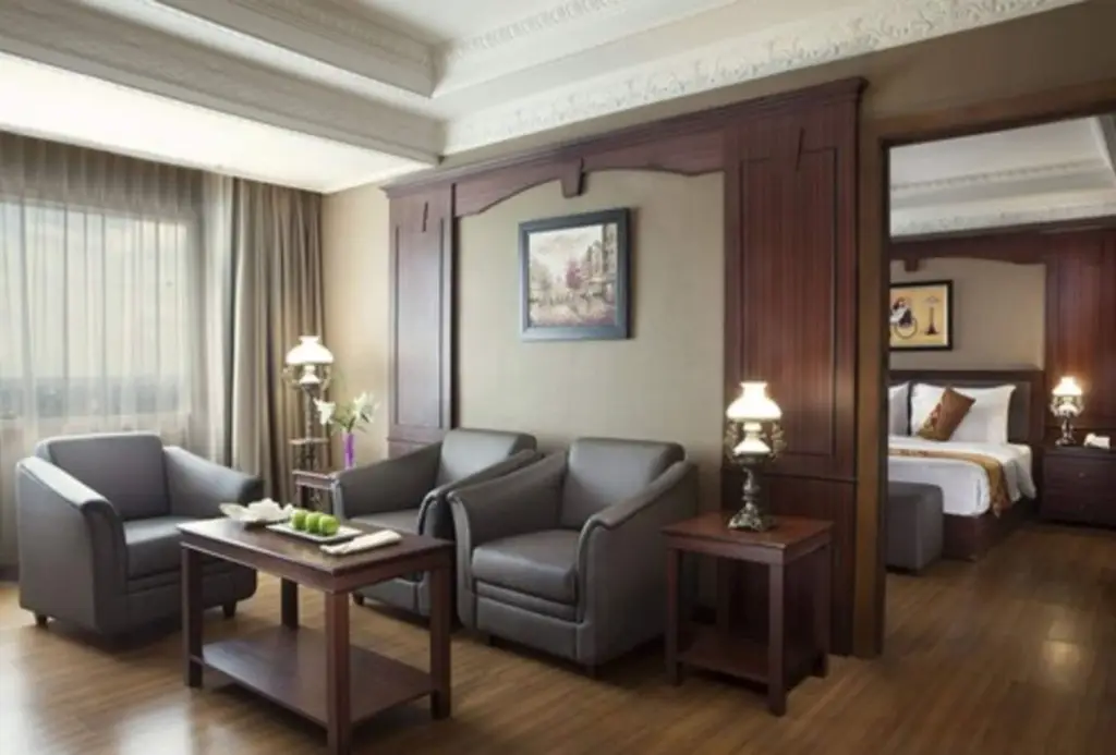 Батуретно: The Rich Jogja Hotel