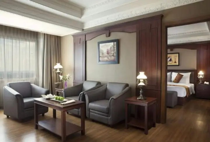 Батуретно: The Rich Jogja Hotel