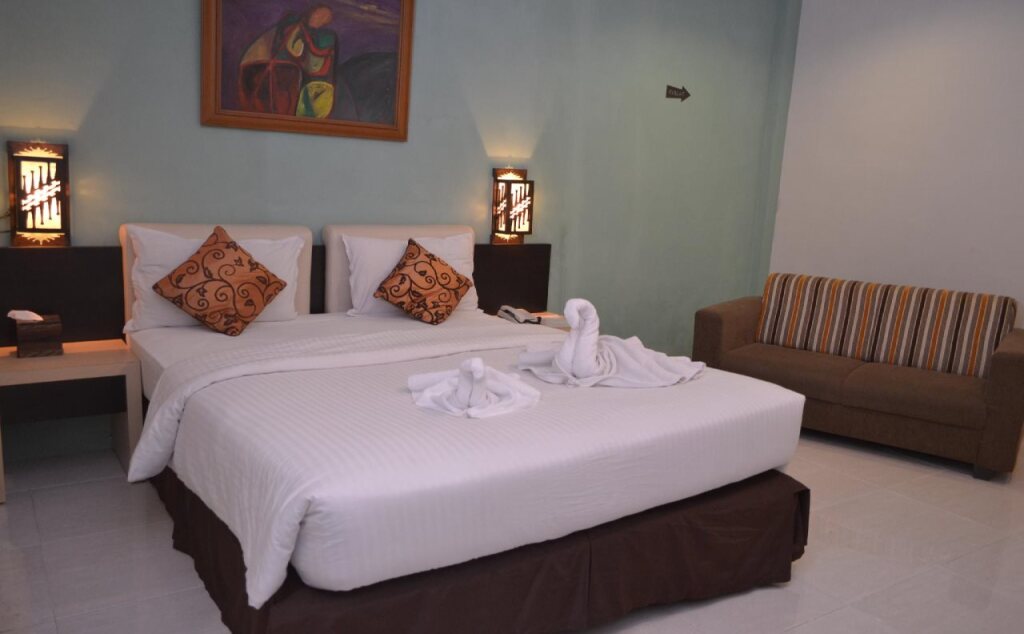 Бойолали: d'Green Kayon Airport Hotel