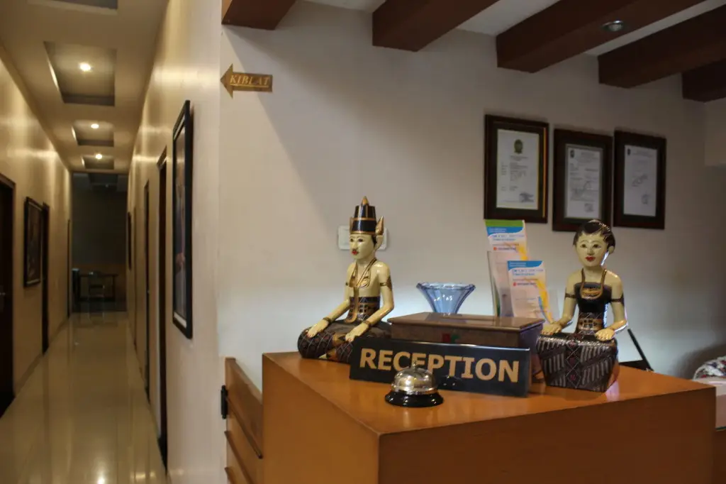 Джокьякарта: Grand Surya Hotel Yogyakarta