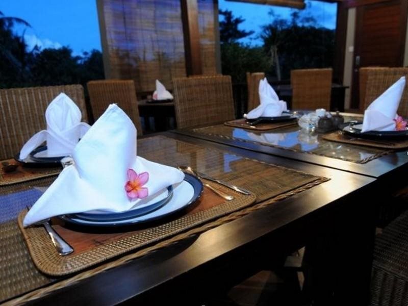Матарам: Melasa Hotel