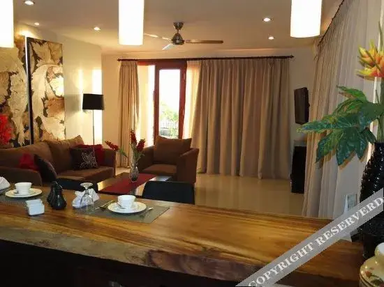 Сенджиги: Villa Pantai Senggigi