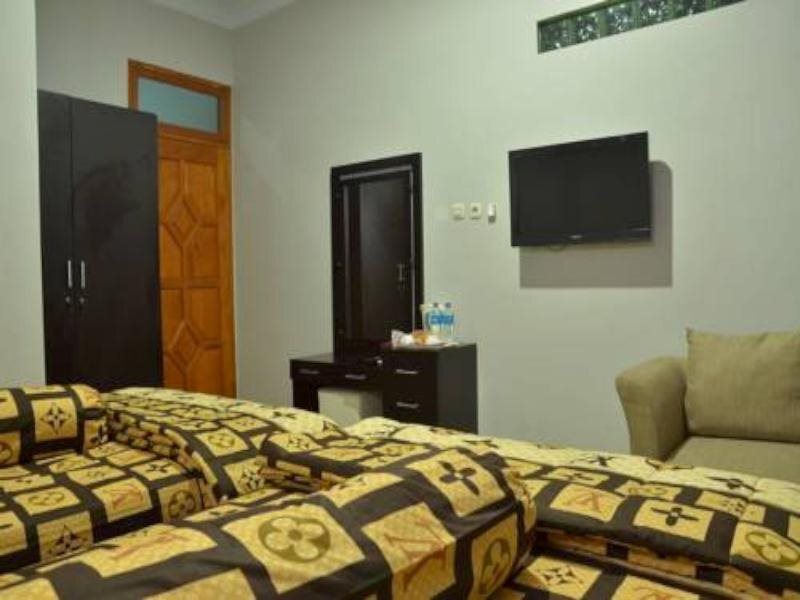 Батуретно: Surya Darma Homestay