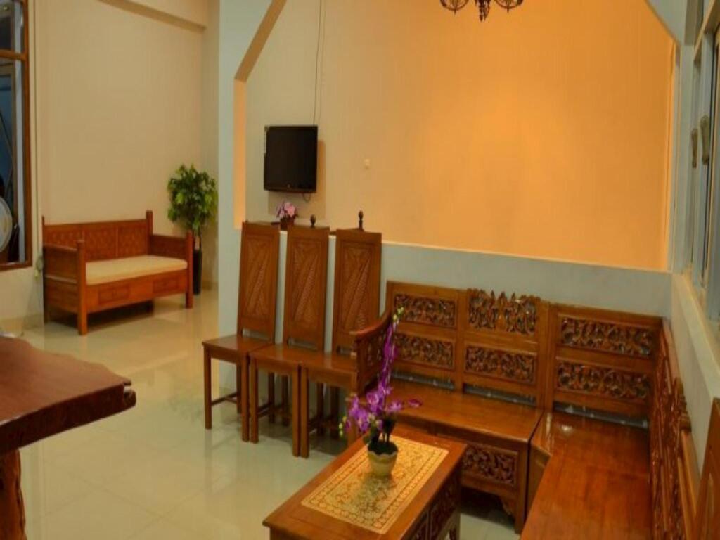 Батуретно: Surya Darma Homestay