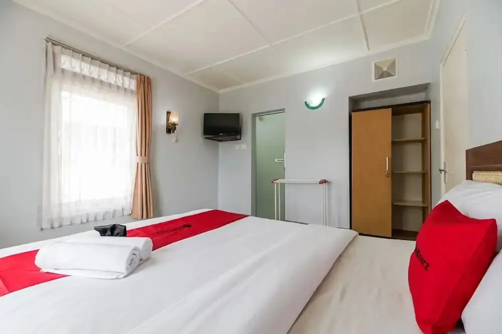 Букиттинги: RedDoorz near Ngarai Sianok Bukittinggi