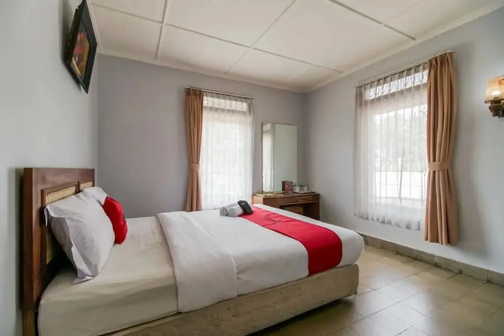 Букиттинги: RedDoorz near Ngarai Sianok Bukittinggi