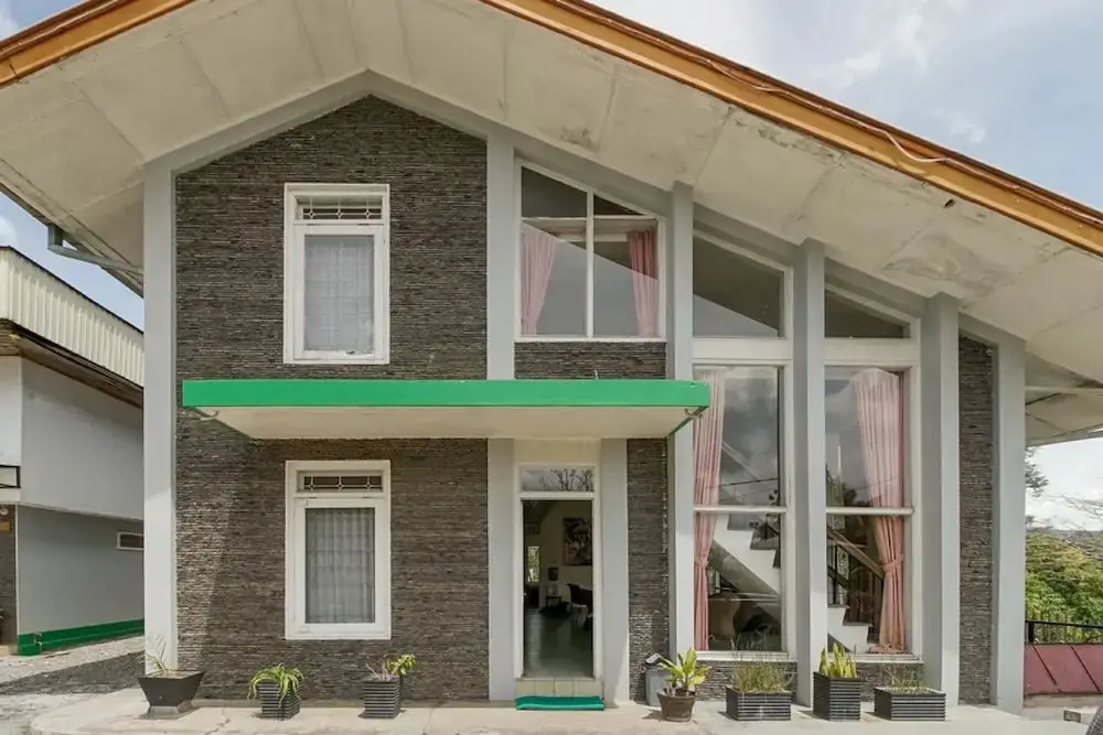 Букиттинги: RedDoorz near Ngarai Sianok Bukittinggi
