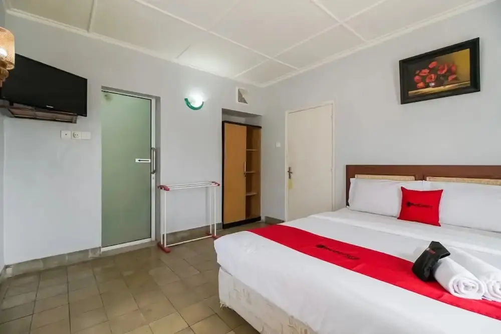 Букиттинги: RedDoorz near Ngarai Sianok Bukittinggi