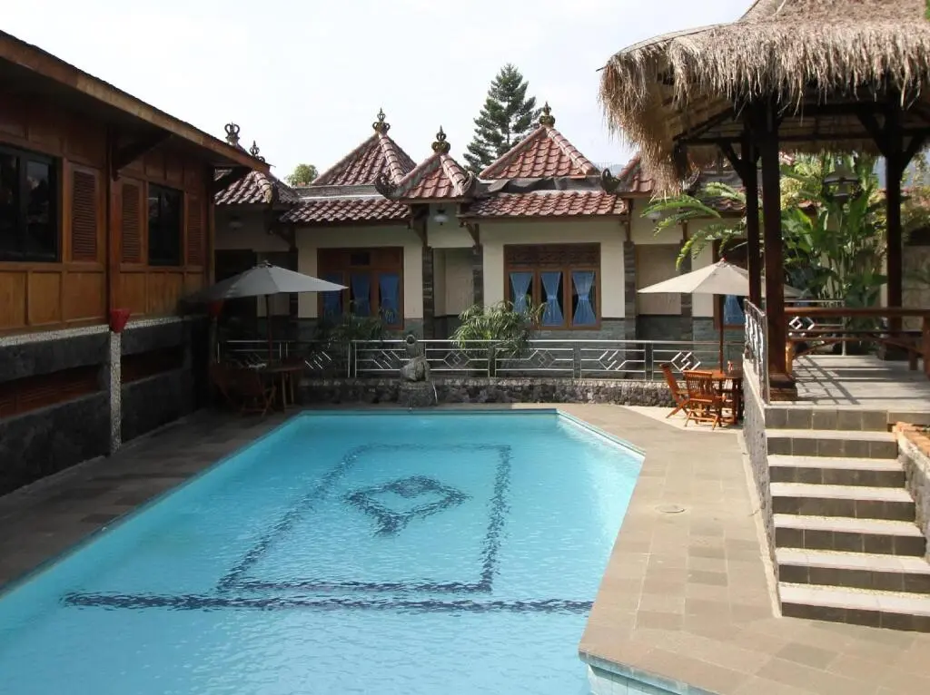 Читарингул: New Ayuda Hotel
