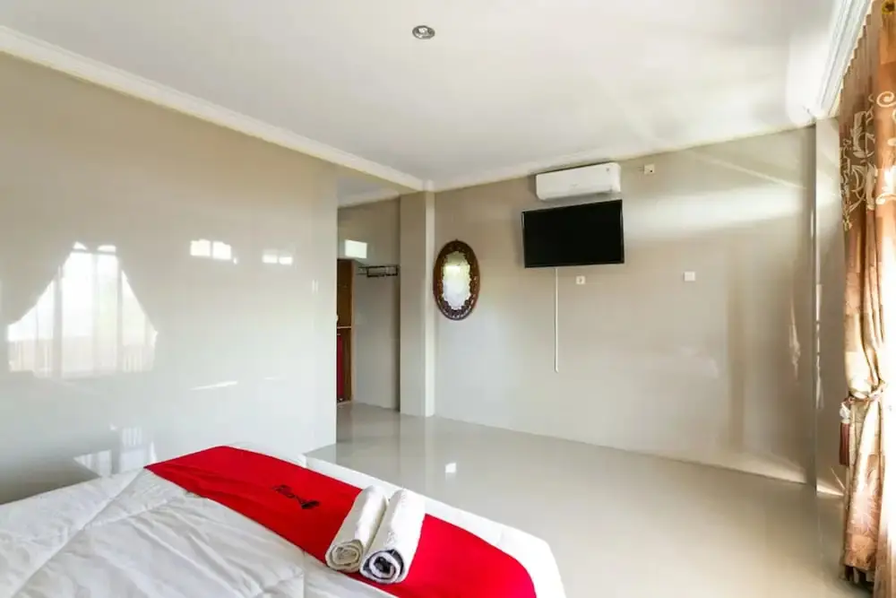 Парангтритис: RedDoorz near Parangtritis Beach