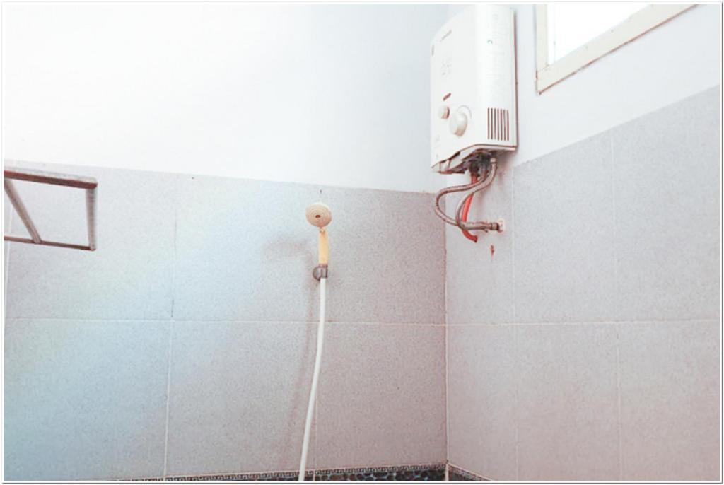 Боджонегоро: RedDoorz near Bojonegoro Train Station