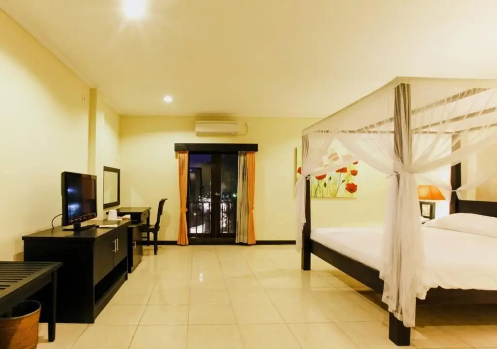 Денпасар: Hotel Intansari