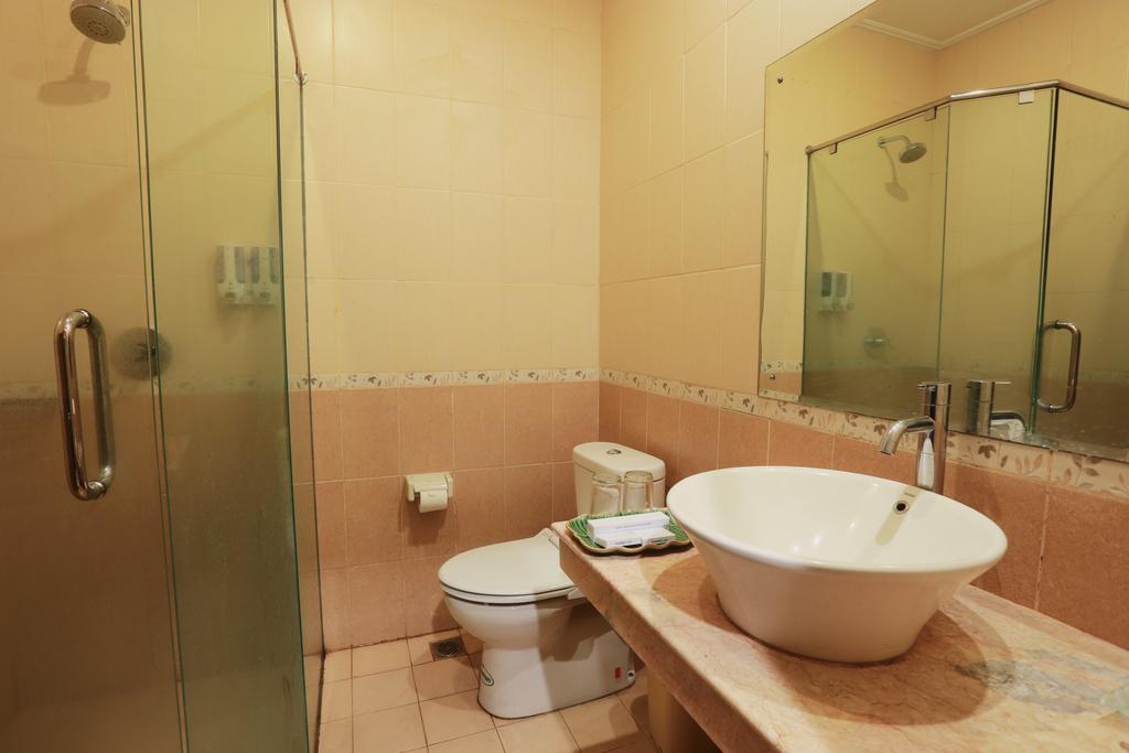 Денпасар: Hotel Intansari
