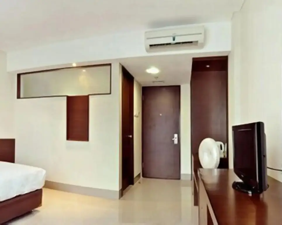 Джакарта: Bamboo Inn Hotel & Cafe