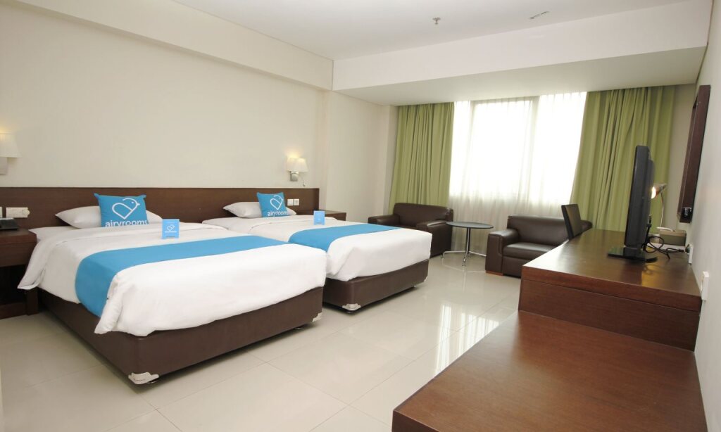 Джакарта: Bamboo Inn Hotel & Cafe