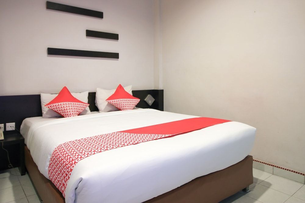 Пеканбару: OYO 717 Hotel Dharma Utama Syariah
